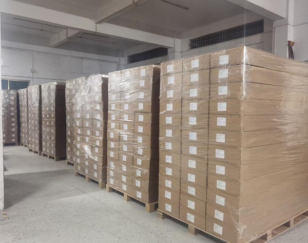 Táirgeann muid le dúthracht, déanaimid freastal le croí.